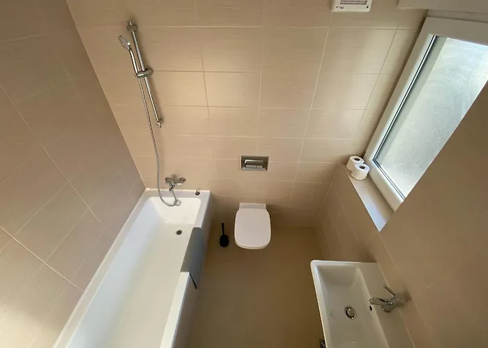 Апартаменти 109-5 With Roof View Бухарест